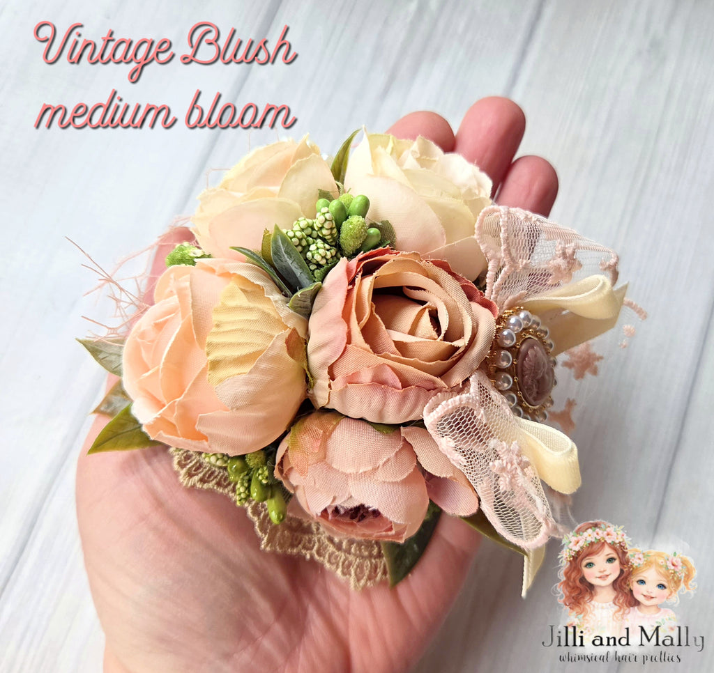 Vintage Blush Medium Floral Bloom