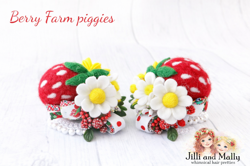 Berry Farm Piggie Set