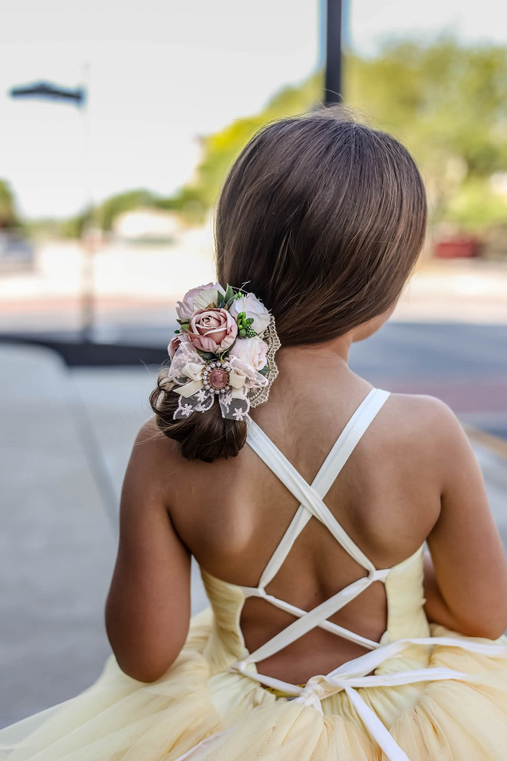 Vintage Blush Medium Floral Bloom