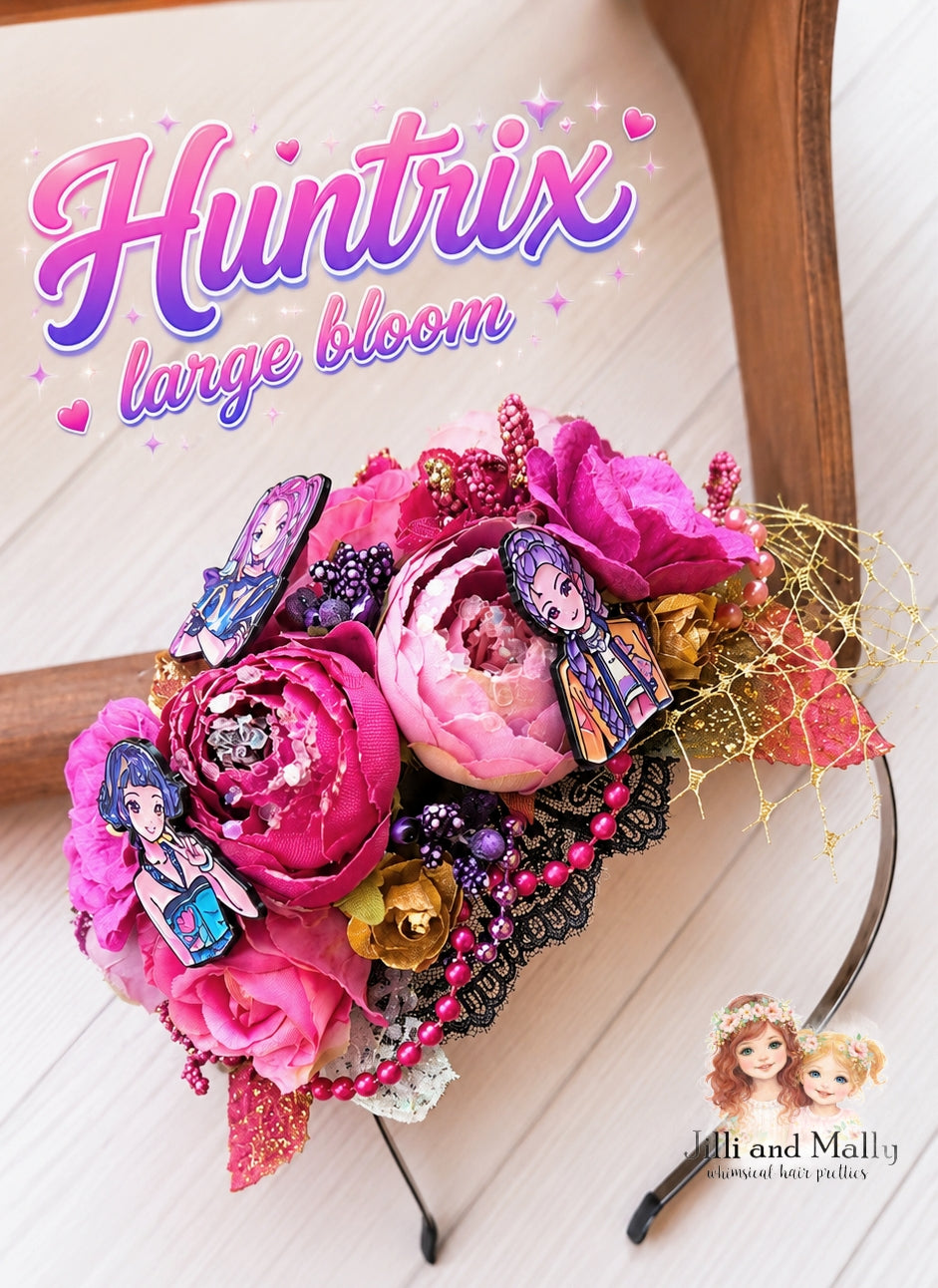 Huntrix Large Floral Bloom *pre-order 4 wk turnaround*